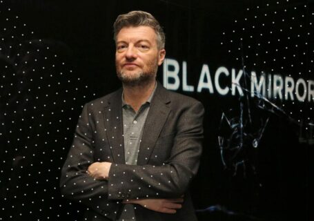 El creador de Black Mirror está trabajando en un falso documental del 2020